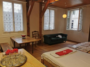 Simple Studio 36m2 in the Center of Burgdorf private Parking SMALL BATHROOM